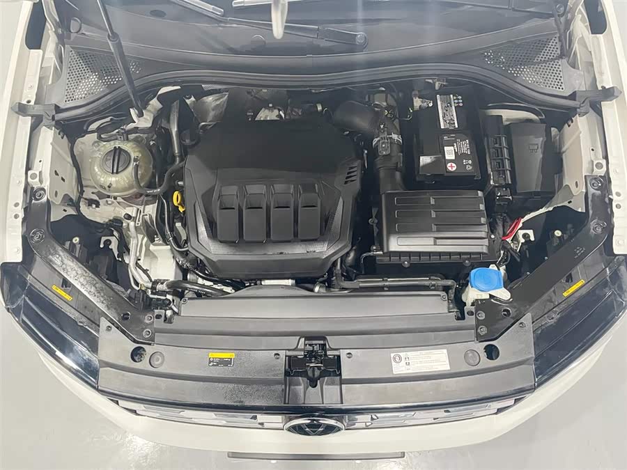 Volkswagen Tiguan L 2020 car image #13