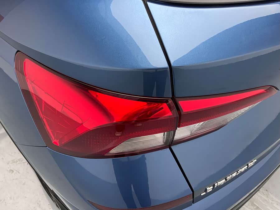 Skoda Kamiq 2019 image de voiture #13