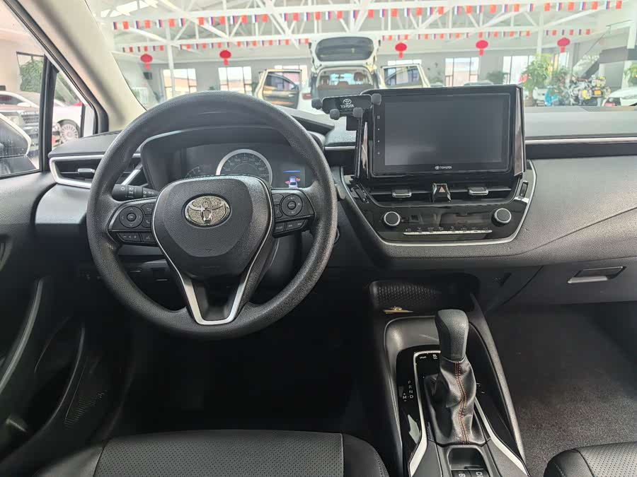 Toyota Corolla 2023 car image #13