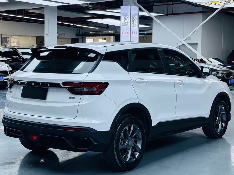 GEELY Coolray 2024 car image #13