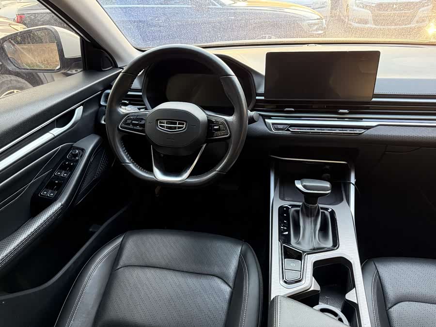 GEELY 2022 car image #13