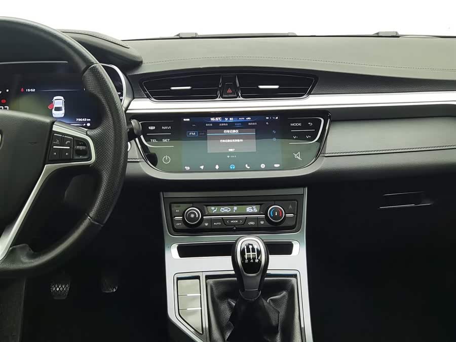 GEELY Emgrand 2018 car image #13