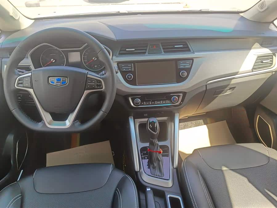 GEELY Vision X3 2018 изображение автомобиля #13