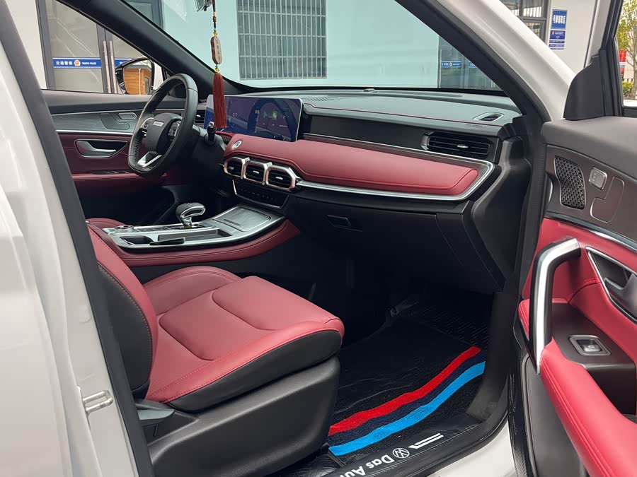 Jetour X70 PLUS 2024 car image #13