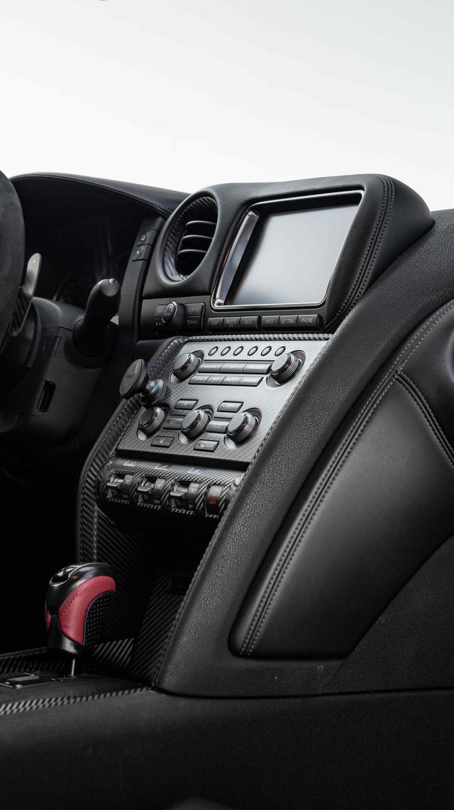 日产 日产GT-R 2013 汽车图片 #13