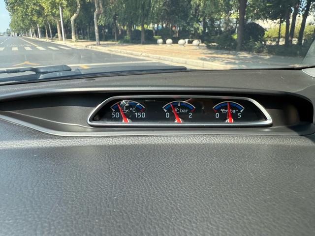 Ford Focus (Imported) 2017 صورة سيارة #13