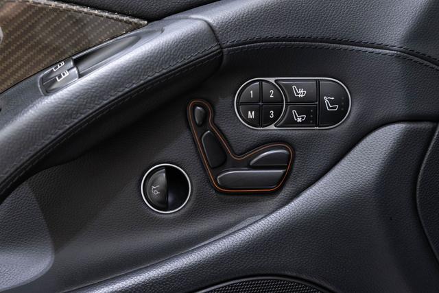 Mercedes-Benz SL AMG 2012 car image #13