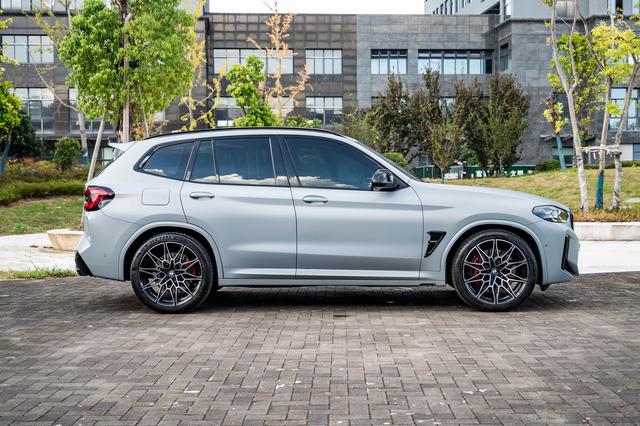 BMW X3 M 2022 car image #13