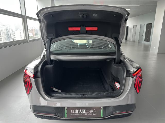 HongQi EH7 2024 car image #13