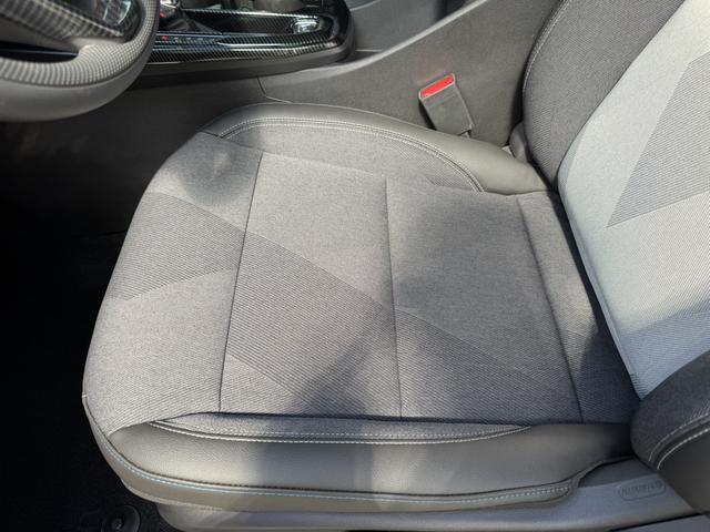 Mercedes-Benz Maybach S Class New Energy 2022 car image #13