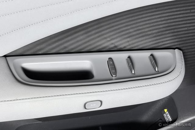 日产 日产N7 2025 汽车图片 #13