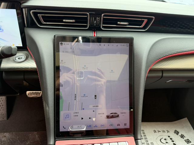 HongQi H6 2025 car image #13