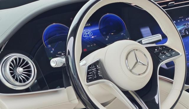 Mercedes-Benz MaybachEQS SUV #13 Mercedes-Benz MaybachEQS SUV immagine di auto #13