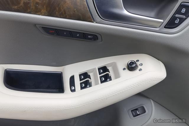 Audi Q5 (Imported) 2011 #13 Audi Q5 (Imported) 2011 car image #13