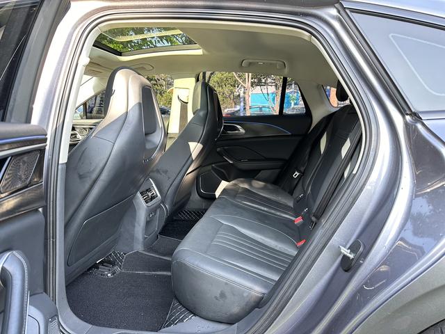 HongQi H6 2023 #13 HongQi H6 2023 car image #13