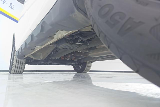 GEELY OkavangoPRO 2024 car image #13