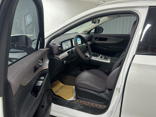 Chery Tiggo9 C-DM 2025 car image #13