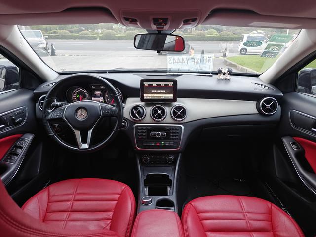 Mercedes-Benz GLA Class (Imported) 2015 #13 Mercedes-Benz GLA Class (Imported) 2015 immagine di auto #13