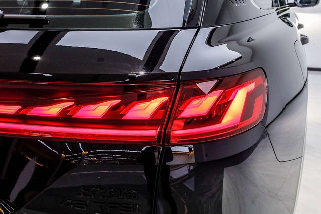 Audi Q6 2024 immagine di auto #13