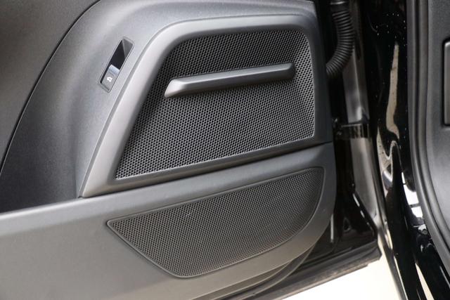 Audi Q6 2023 imagem de carro #13