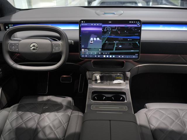 蔚来 蔚来ET9 2025 汽车图片 #13