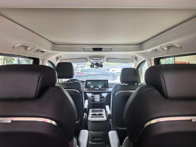 HongQi HQ9 PHEV 2024 #13 HongQi HQ9 PHEV 2024 car image #13