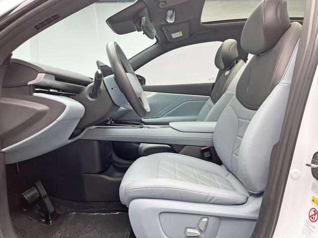 Deepal S05 2025 #13 Deepal S05 2025 car image #13