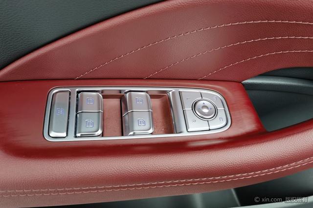 HongQi H5 PHEV 2025 #13 HongQi H5 PHEV 2025 car image #13