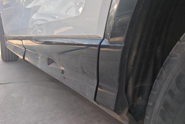 Audi Q2L e-tron 2020 imagen de coche #13