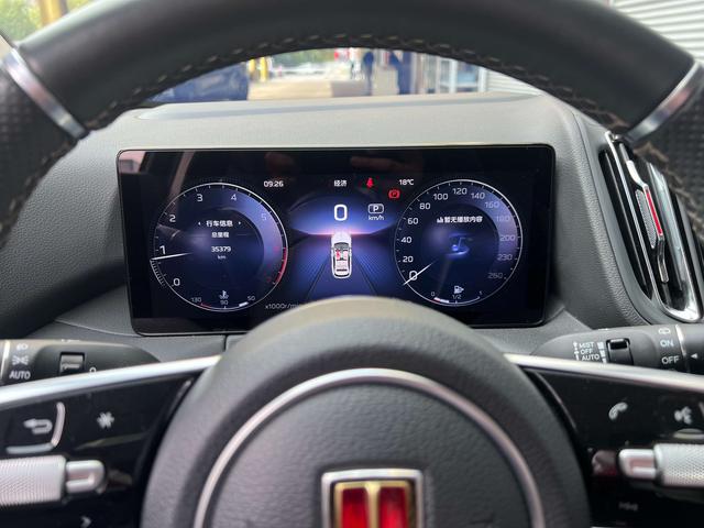 HongQi HS3 2023 car image #13