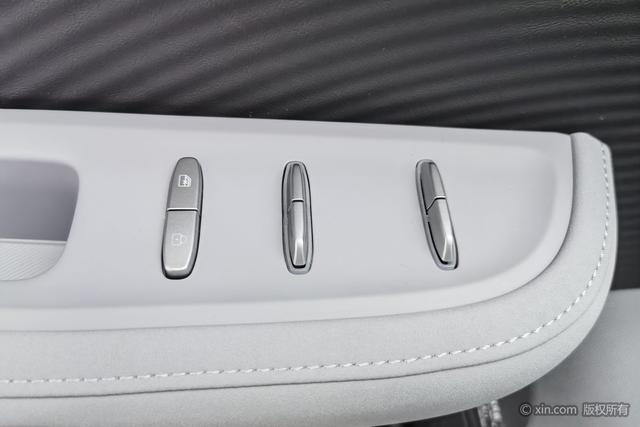 日产 日产N7 2025 汽车图片 #13