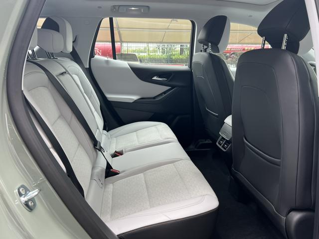 Chevrolet Equinox Plus 2025 imagem de carro #13