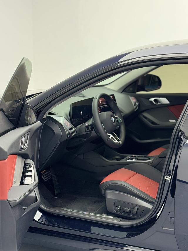 BMW 2 Series 2025 car image #13