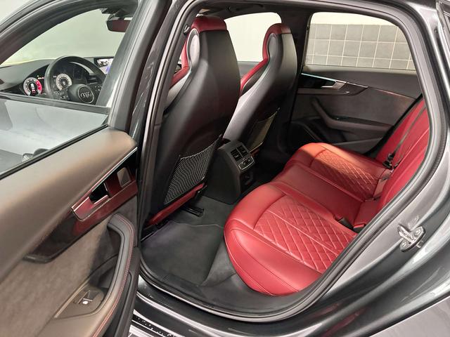 Audi S4 2023 #13 Audi S4 2023 صورة سيارة #13