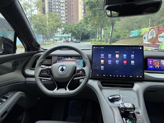 Denza N7 2023 #13 Denza N7 2023 car image #13