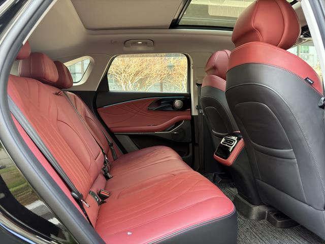 Exceed Yaoguang C-DM 2025 #13 Exceed Yaoguang C-DM 2025 car image #13