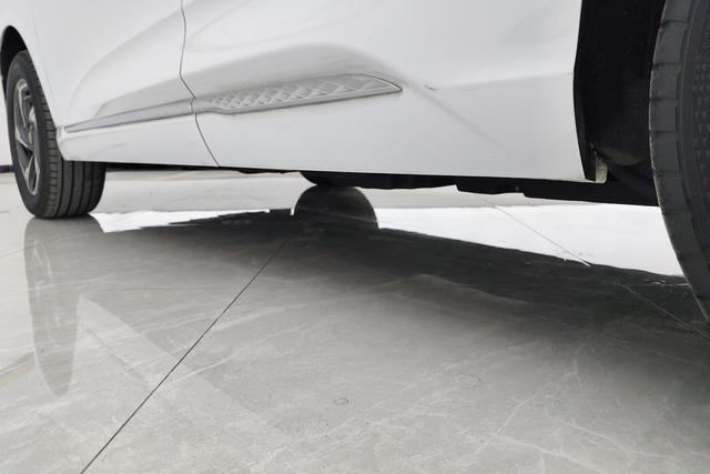 HongQi HS3 2024 #13 HongQi HS3 2024 car image #13