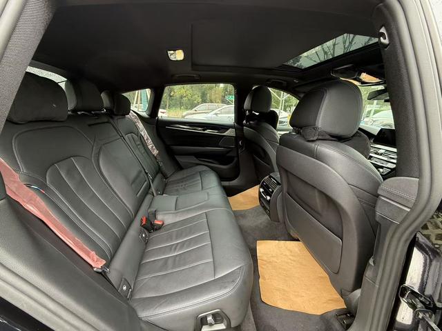 BMW 6 Series GT 2019 car image #13