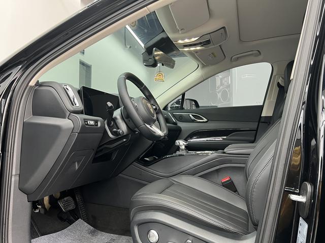 HongQi HS3 2024 car image #13