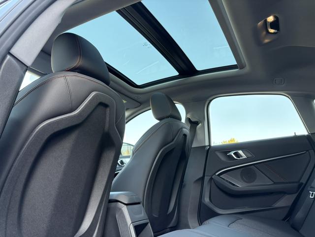 BMW 2 Series (Imported) 2023 #13 BMW 2 Series (Imported) 2023 car image #13