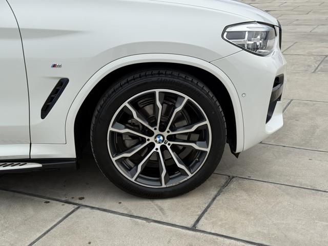 BMW X4 2021 car image #13