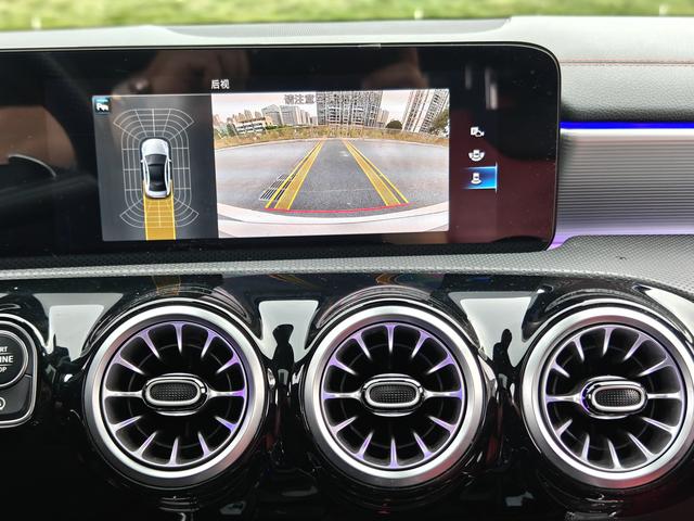 Mercedes-Benz A AMG 2022 image de voiture #13