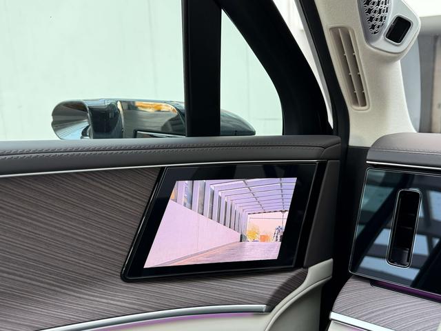 Denza N9 2025 #13 Denza N9 2025 car image #13