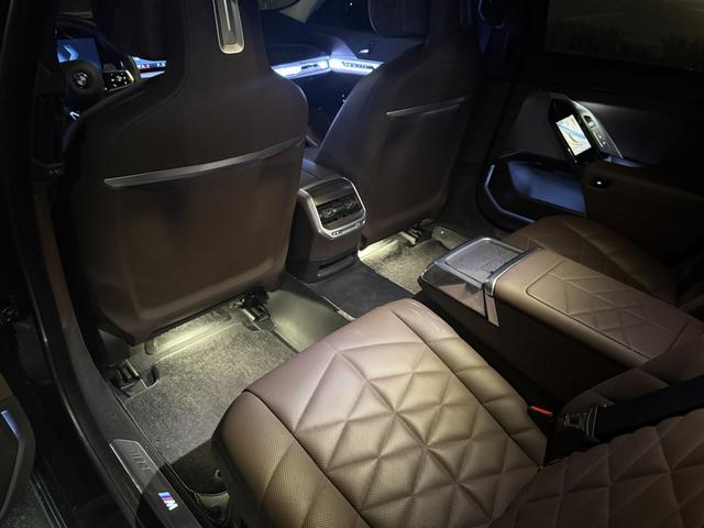 BMW M240i 2024 immagine di auto #13