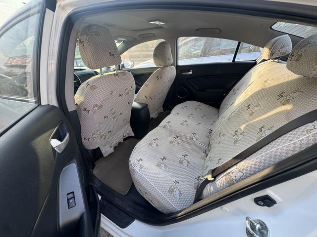 起亚 起亚KX3新能源 2013 汽车图片 #13