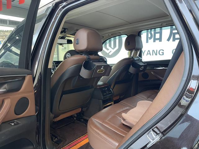 BMW M8 2016 car image #13