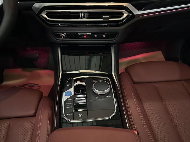 BMW M235L 2023 #13 BMW M235L 2023 car image #13