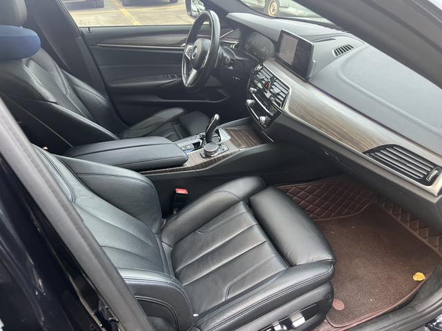 BMW 5 Series (Imported) 2018 car image #13