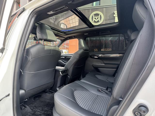 Toyota Crown Kluger 2023 car image #13