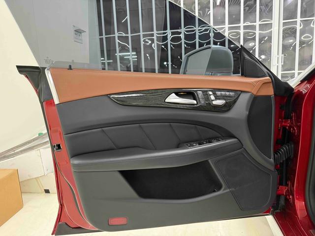 Mercedes-Benz CLS Class 2016 car image #13